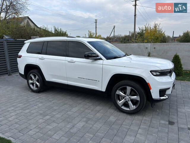 Джип Гранд Чероки 2021 в Полтаве на Automoto.ua Белый Джип Гранд Чероки, объемом двигателя 3.6 л и пробегом 64 тыс. км за 35000 $, фото 33 на Automoto.ua