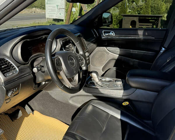 Білий Джип Grand Cherokee, об'ємом двигуна 3.6 л та пробігом 165 тис. км за 22000 $, фото 6 на Automoto.ua