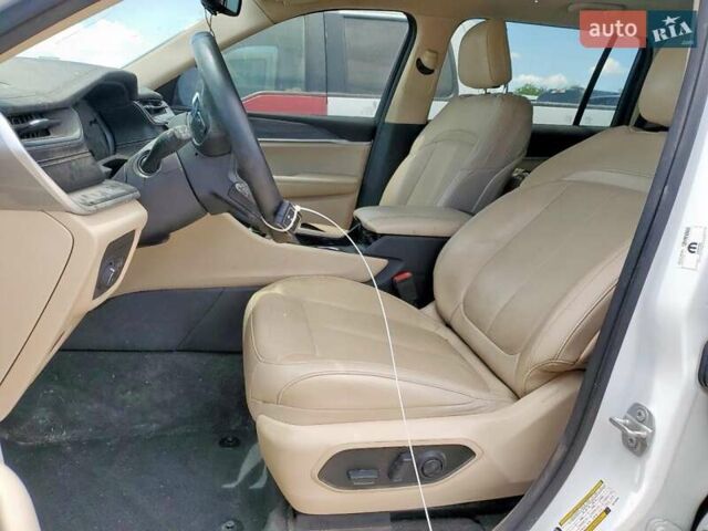 Джип Гранд Чероки 2021 в Львове на Automoto.ua Белый Джип Гранд Чероки, объемом двигателя 3.6 л и пробегом 153 тыс. км за 12400 $, фото 7 на Automoto.ua