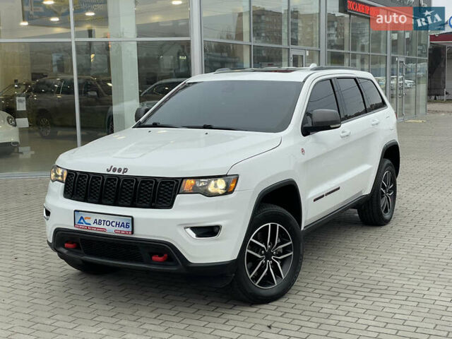 Білий Джип Grand Cherokee, об'ємом двигуна 3.6 л та пробігом 130 тис. км за 29300 $, фото 1 на Automoto.ua