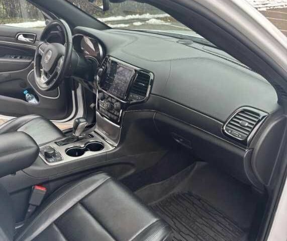 Білий Джип Grand Cherokee, об'ємом двигуна 3.6 л та пробігом 54 тис. км за 15600 $, фото 9 на Automoto.ua