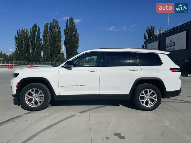 Білий Джип Grand Cherokee, об'ємом двигуна 3.6 л та пробігом 50 тис. км за 38990 $, фото 2 на Automoto.ua