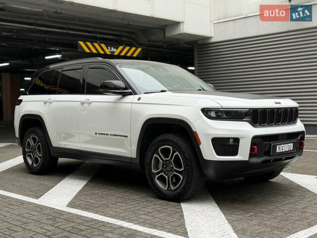 Белый Джип Гранд Чероки, объемом двигателя 3.6 л и пробегом 50 тыс. км за 42000 $, фото 9 на Automoto.ua