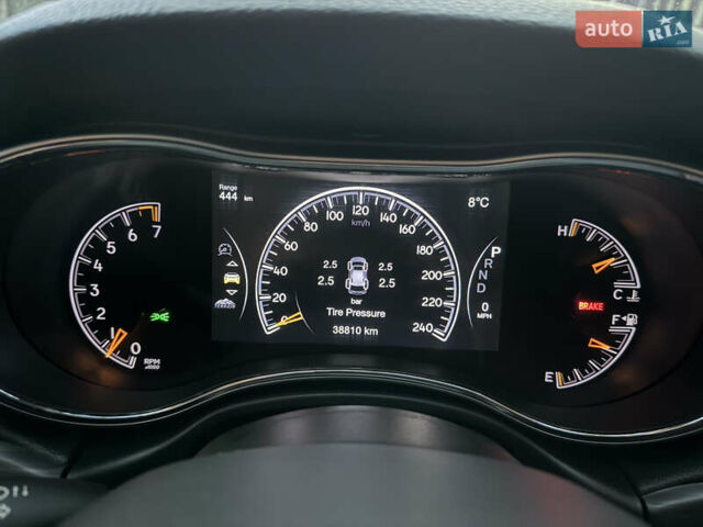 Білий Джип Grand Cherokee, об'ємом двигуна 3.6 л та пробігом 38 тис. км за 32000 $, фото 20 на Automoto.ua