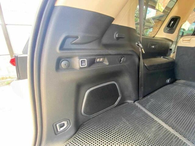 Білий Джип Grand Cherokee, об'ємом двигуна 0 л та пробігом 34 тис. км за 14600 $, фото 11 на Automoto.ua