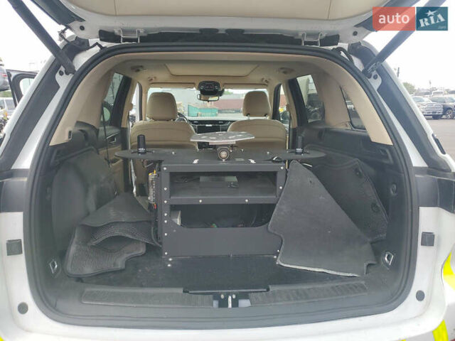 Белый Джип Гранд Чероки, объемом двигателя 0 л и пробегом 69 тыс. км за 25200 $, фото 13 на Automoto.ua