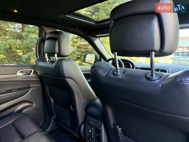 Белый Джип Гранд Чероки, объемом двигателя 3.6 л и пробегом 76 тыс. км за 27000 $, фото 21 на Automoto.ua