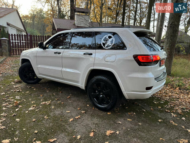 Білий Джип Grand Cherokee, об'ємом двигуна 3.6 л та пробігом 38 тис. км за 32000 $, фото 7 на Automoto.ua