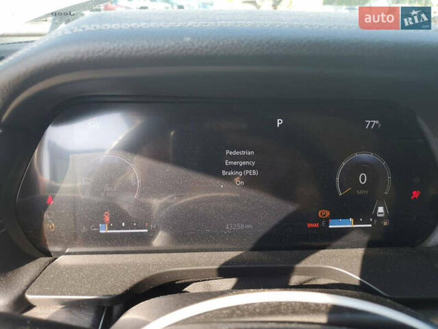 Белый Джип Гранд Чероки, объемом двигателя 0 л и пробегом 69 тыс. км за 25200 $, фото 8 на Automoto.ua