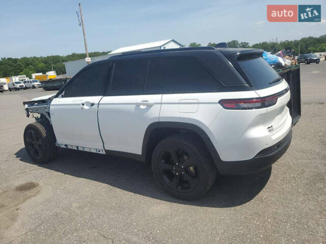 Белый Джип Гранд Чероки, объемом двигателя 3.6 л и пробегом 73 тыс. км за 16400 $, фото 1 на Automoto.ua