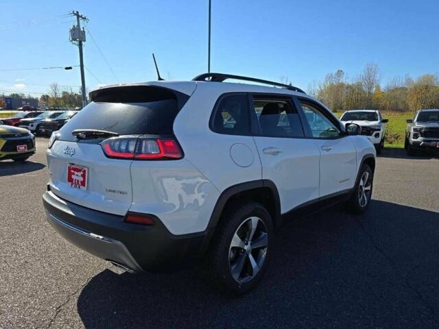 Білий Джип Grand Cherokee, об'ємом двигуна 0 л та пробігом 35 тис. км за 20000 $, фото 2 на Automoto.ua