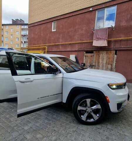 Джип Гранд Чероки 2022 в Виннице на Automoto.ua Белый Джип Гранд Чероки, объемом двигателя 3.6 л и пробегом 29 тыс. км за 43500 $, фото 4 на Automoto.ua