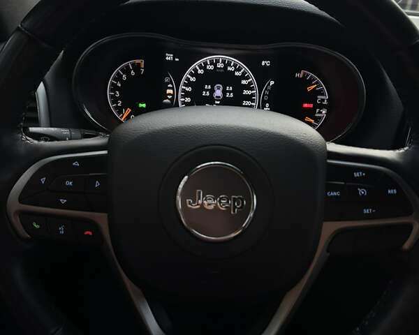 Білий Джип Grand Cherokee, об'ємом двигуна 3.6 л та пробігом 38 тис. км за 32000 $, фото 19 на Automoto.ua