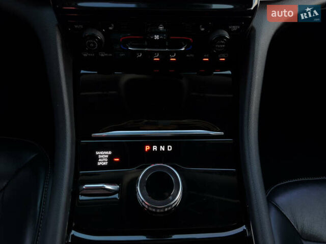Білий Джип Grand Cherokee, об'ємом двигуна 3.6 л та пробігом 63 тис. км за 39500 $, фото 16 на Automoto.ua