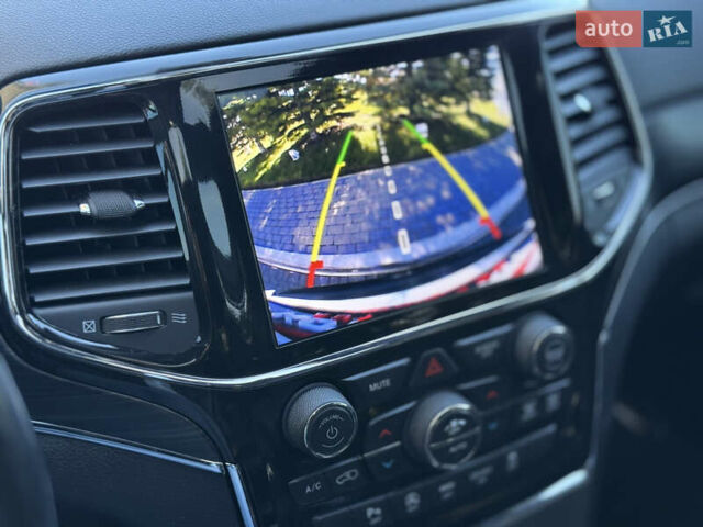 Белый Джип Гранд Чероки, объемом двигателя 3.6 л и пробегом 76 тыс. км за 27000 $, фото 25 на Automoto.ua