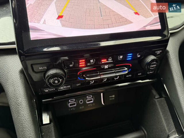 Белый Джип Гранд Чероки, объемом двигателя 3.6 л и пробегом 50 тыс. км за 42000 $, фото 22 на Automoto.ua