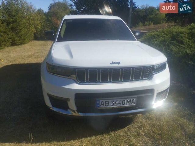 Білий Джип Grand Cherokee, об'ємом двигуна 3.6 л та пробігом 75 тис. км за 31500 $, фото 5 на Automoto.ua