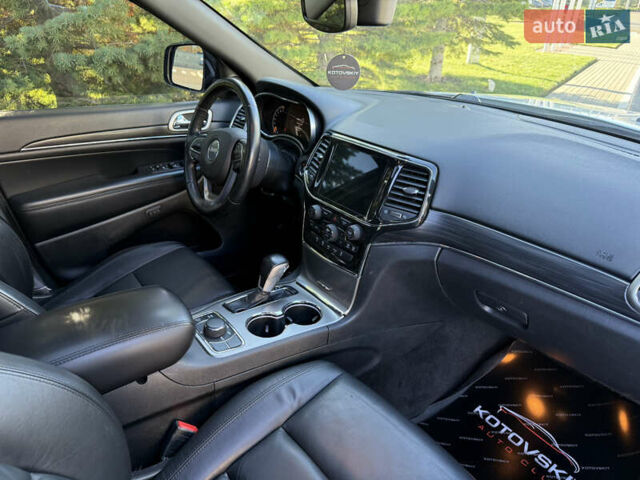 Белый Джип Гранд Чероки, объемом двигателя 3.6 л и пробегом 76 тыс. км за 27000 $, фото 16 на Automoto.ua