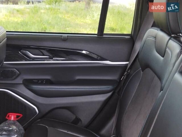 Білий Джип Grand Cherokee, об'ємом двигуна 2 л та пробігом 32 тис. км за 49999 $, фото 13 на Automoto.ua