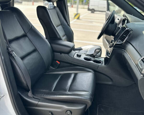 Білий Джип Grand Cherokee, об'ємом двигуна 3.6 л та пробігом 76 тис. км за 26700 $, фото 17 на Automoto.ua