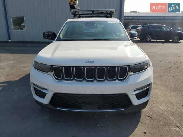 Белый Джип Гранд Чероки, объемом двигателя 0 л и пробегом 69 тыс. км за 25200 $, фото 4 на Automoto.ua