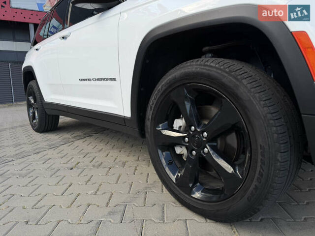 Білий Джип Grand Cherokee, об'ємом двигуна 3.6 л та пробігом 63 тис. км за 39500 $, фото 8 на Automoto.ua