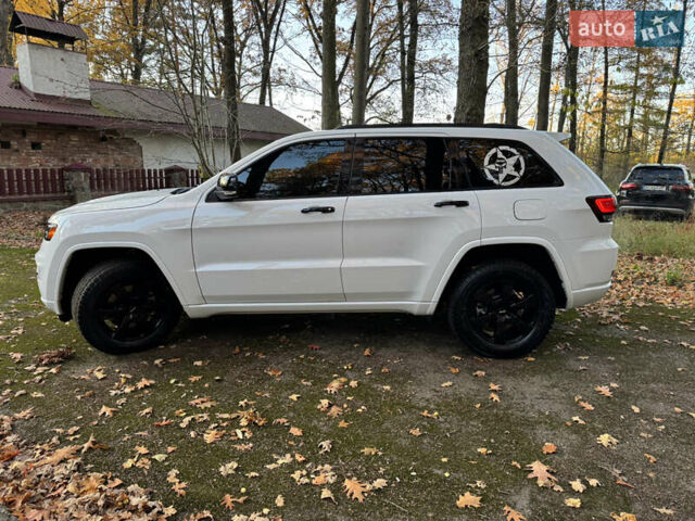 Білий Джип Grand Cherokee, об'ємом двигуна 3.6 л та пробігом 38 тис. км за 32000 $, фото 8 на Automoto.ua