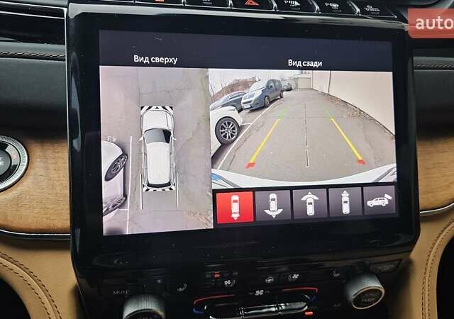 Білий Джип Grand Cherokee, об'ємом двигуна 2 л та пробігом 21 тис. км за 62000 $, фото 27 на Automoto.ua