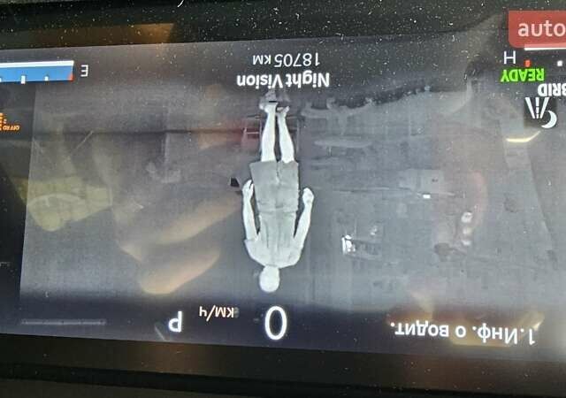 Білий Джип Grand Cherokee, об'ємом двигуна 2 л та пробігом 21 тис. км за 62000 $, фото 37 на Automoto.ua