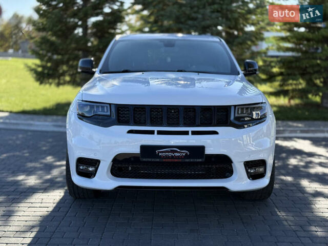 Белый Джип Гранд Чероки, объемом двигателя 3.6 л и пробегом 76 тыс. км за 27000 $, фото 6 на Automoto.ua