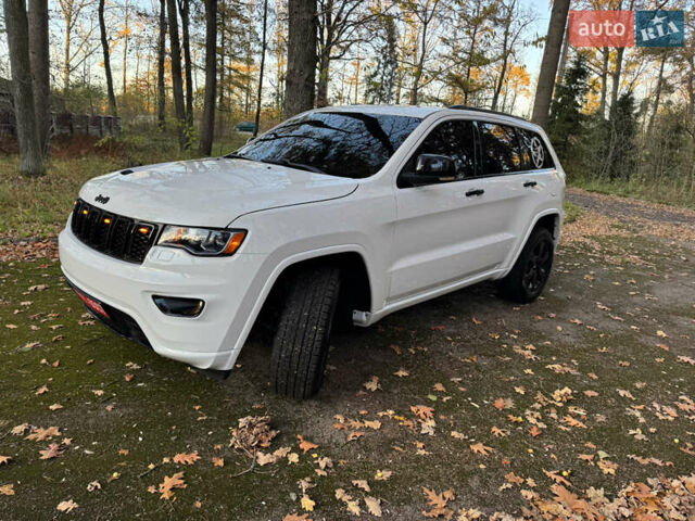 Білий Джип Grand Cherokee, об'ємом двигуна 3.6 л та пробігом 38 тис. км за 32000 $, фото 9 на Automoto.ua