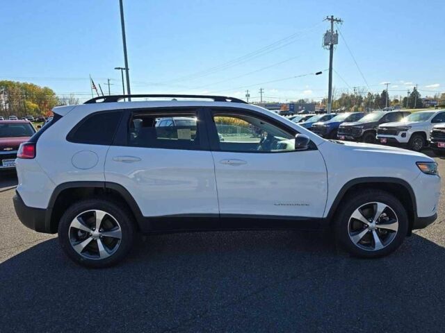 Білий Джип Grand Cherokee, об'ємом двигуна 0 л та пробігом 35 тис. км за 20000 $, фото 1 на Automoto.ua