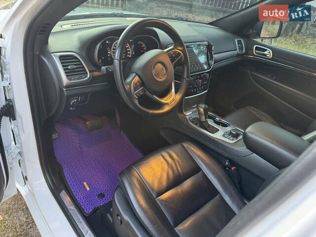 Білий Джип Grand Cherokee, об'ємом двигуна 3.6 л та пробігом 38 тис. км за 32000 $, фото 15 на Automoto.ua