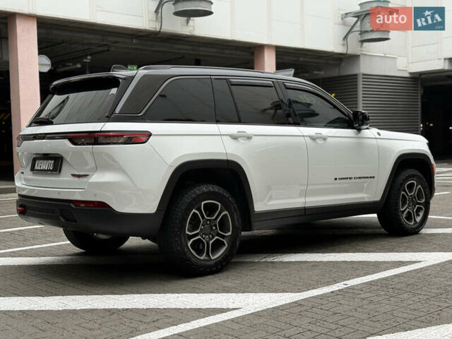 Белый Джип Гранд Чероки, объемом двигателя 3.6 л и пробегом 50 тыс. км за 42000 $, фото 8 на Automoto.ua