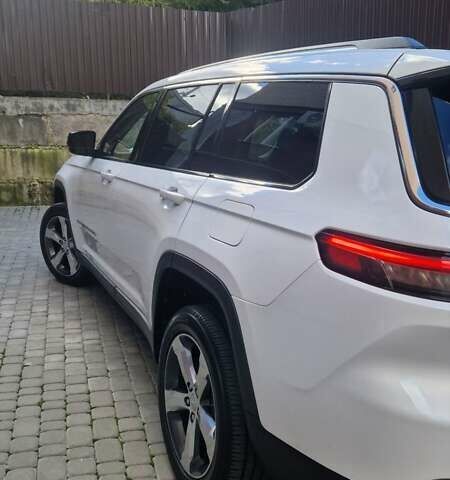 Джип Гранд Чероки 2022 в Виннице на Automoto.ua Белый Джип Гранд Чероки, объемом двигателя 3.6 л и пробегом 29 тыс. км за 43500 $, фото 26 на Automoto.ua