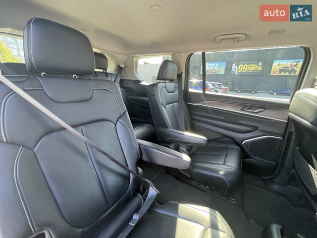 Білий Джип Grand Cherokee, об'ємом двигуна 3.6 л та пробігом 50 тис. км за 38990 $, фото 12 на Automoto.ua