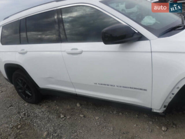 Белый Джип Гранд Чероки, объемом двигателя 3.6 л и пробегом 49 тыс. км за 27000 $, фото 34 на Automoto.ua