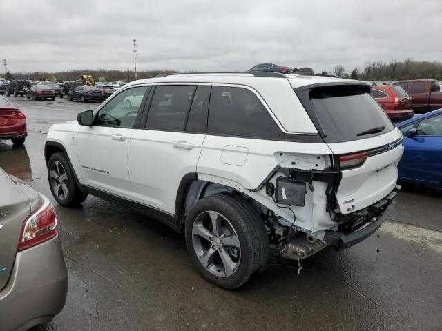 Білий Джип Grand Cherokee, об'ємом двигуна 2 л та пробігом 12 тис. км за 41700 $, фото 1 на Automoto.ua