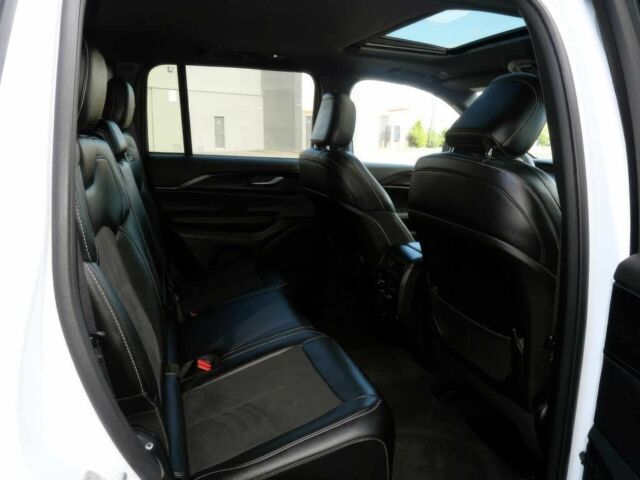 Белый Джип Гранд Чероки, объемом двигателя 3.6 л и пробегом 18 тыс. км за 6500 $, фото 11 на Automoto.ua