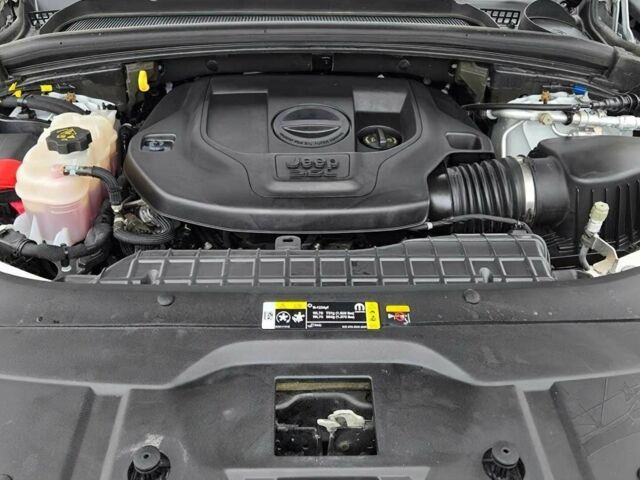Білий Джип Grand Cherokee, об'ємом двигуна 3.6 л та пробігом 13 тис. км за 27200 $, фото 15 на Automoto.ua