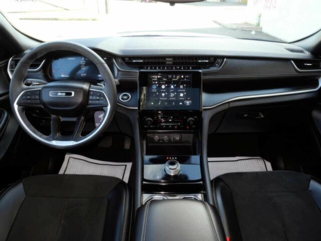 Белый Джип Гранд Чероки, объемом двигателя 3.6 л и пробегом 18 тыс. км за 6500 $, фото 7 на Automoto.ua