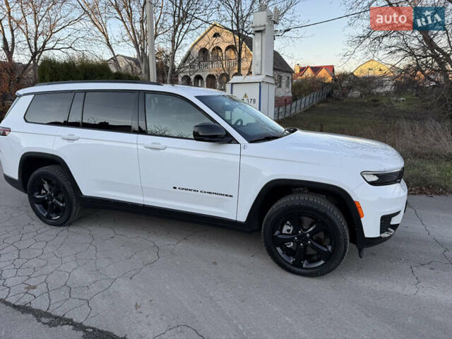 Білий Джип Grand Cherokee, об'ємом двигуна 3.6 л та пробігом 2 тис. км за 52999 $, фото 5 на Automoto.ua
