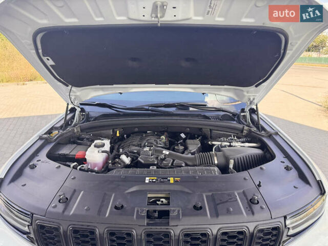 Білий Джип Grand Cherokee, об'ємом двигуна 3.6 л та пробігом 1 тис. км за 49000 $, фото 27 на Automoto.ua