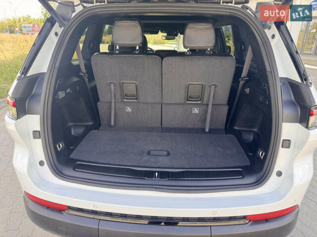 Білий Джип Grand Cherokee, об'ємом двигуна 3.6 л та пробігом 1 тис. км за 44500 $, фото 22 на Automoto.ua