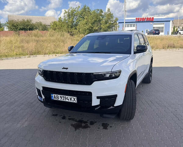 Білий Джип Grand Cherokee, об'ємом двигуна 3.6 л та пробігом 1 тис. км за 44500 $, фото 2 на Automoto.ua
