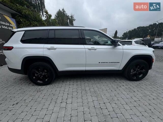 Джип Гранд Чероки 2024 в Виннице на Automoto.ua Белый Джип Гранд Чероки, объемом двигателя 3.6 л и пробегом 1 тыс. км за 47999 $, фото 18 на Automoto.ua