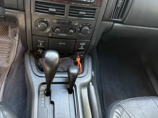 Джип Grand Cherokee 2002 у Києві на Automoto.ua Бежевий Джип Grand Cherokee, об'ємом двигуна 1.2 л та пробігом 280 тис. км за 3700 $, фото 3 на Automoto.ua