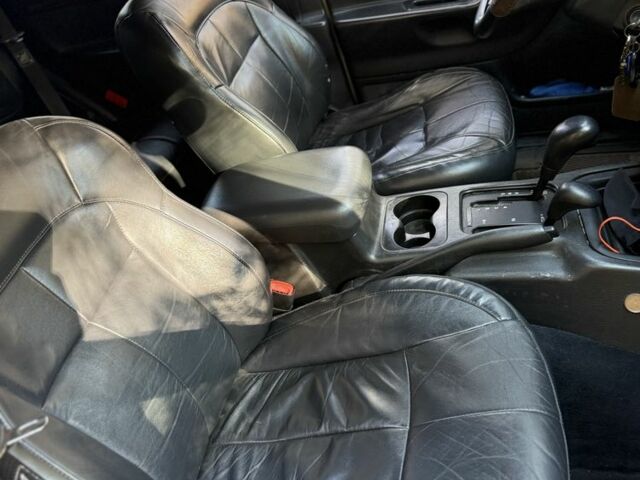 Джип Grand Cherokee 2002 у Києві на Automoto.ua Бежевий Джип Grand Cherokee, об'ємом двигуна 1.2 л та пробігом 280 тис. км за 3700 $, фото 8 на Automoto.ua