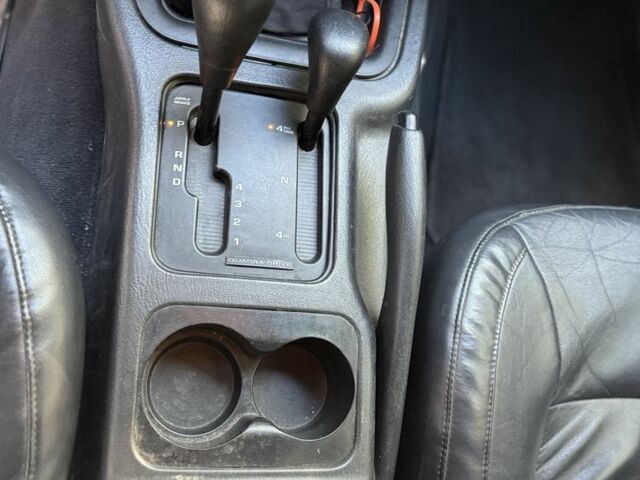 Джип Grand Cherokee 2002 у Києві на Automoto.ua Бежевий Джип Grand Cherokee, об'ємом двигуна 1.2 л та пробігом 280 тис. км за 3700 $, фото 2 на Automoto.ua