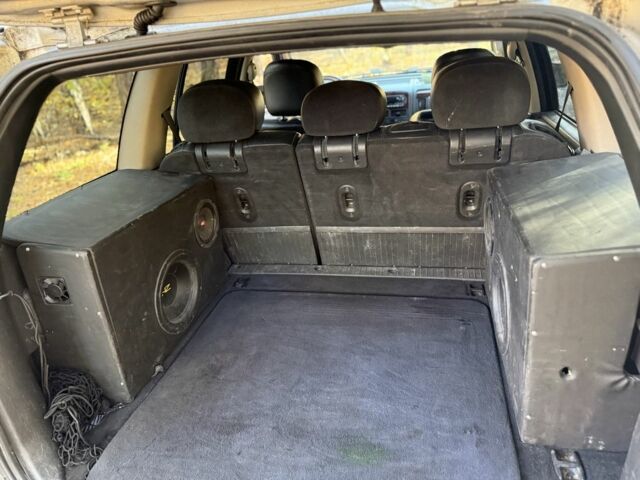 Джип Grand Cherokee 2002 у Києві на Automoto.ua Бежевий Джип Grand Cherokee, об'ємом двигуна 1.2 л та пробігом 280 тис. км за 3700 $, фото 13 на Automoto.ua